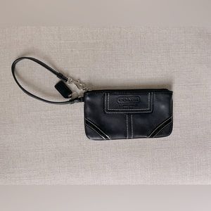 Coach Wristlet, black.